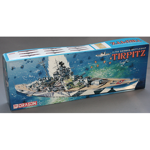 ドラゴン 1/700 TIRPITZ