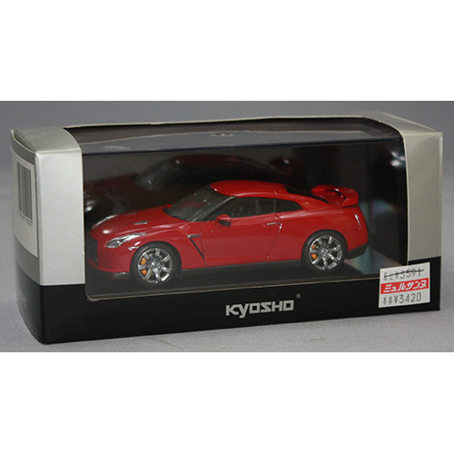 京商 1/43 NISSAN GT-R(R35) 2008　Vibrant Red