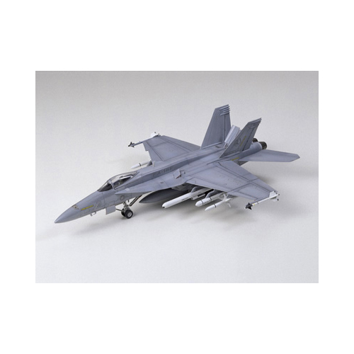 タミヤ 1/72 F/A-18E スーパーホーネット