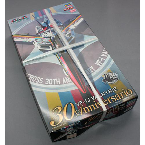 ハセガワ 1/72 VF-1J バルキリー マクロス30周年塗装機