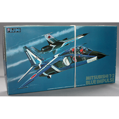フジミ 1/48 三菱　T-2 ブルーインパルス
