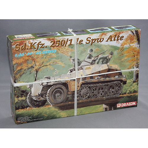 ドラゴン 1/35 Sd.Kfz.250/1 装甲兵員輸送車 6117