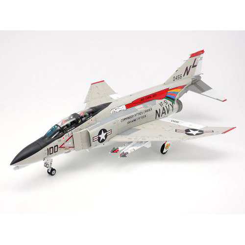 タミヤ 1/48 マクダネル・ダグラス F-4B ファントムII
