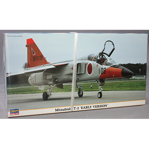 ハセガワ 1/48 三菱 T-2 `初期型`