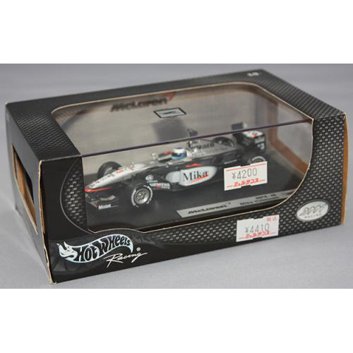 HotWheels 1/43 マクラーレン メルセデス MP4-16 ミカ・ハッキネン