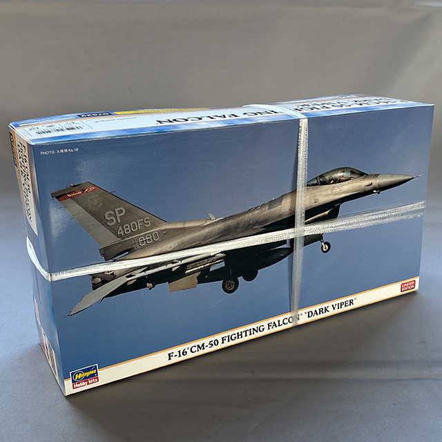 ハセガワ 1/48 F-16CM-50 ファイティング ファルコン “ダークバイパー”