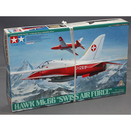 タミヤ 1/48 スイス空軍 ホーク Mk.66