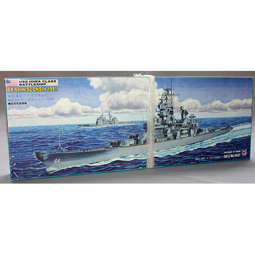 ピットロード 1/700 米国海軍アイオワ級戦艦 1991年近代化改装後 ウィスコンシン