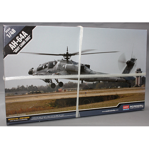 アカデミー 1/48 AH-64A アパッチ `グレーカモフラージュ 2003`