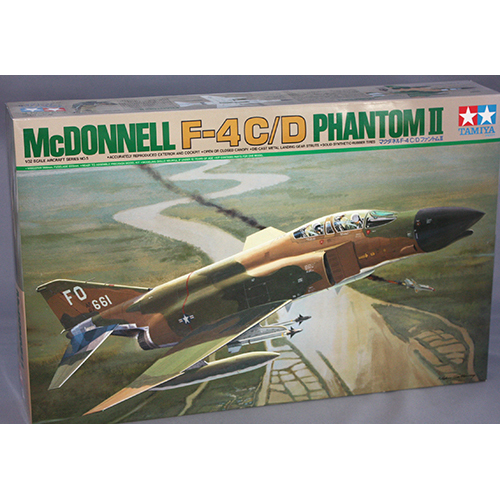 タミヤ 1/32 エアークラフトシリーズ No.5  1/32 マクダネル F-4C/D ファントムII
