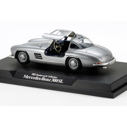 タミヤ マスターワークコレクションシリーズ No.151  1/24 メルセデス・ベンツ 300 SL (シルバー)完成品